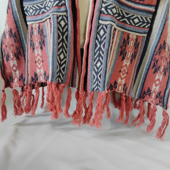 Ruff Hewn Colorful Knit Vest Poncho Boho Festival Style Geometric Aztec Pattern - Picture 6 of 16